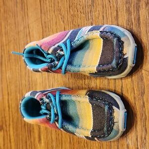 Twister Elise Serape Lace Up Shoes Size 5